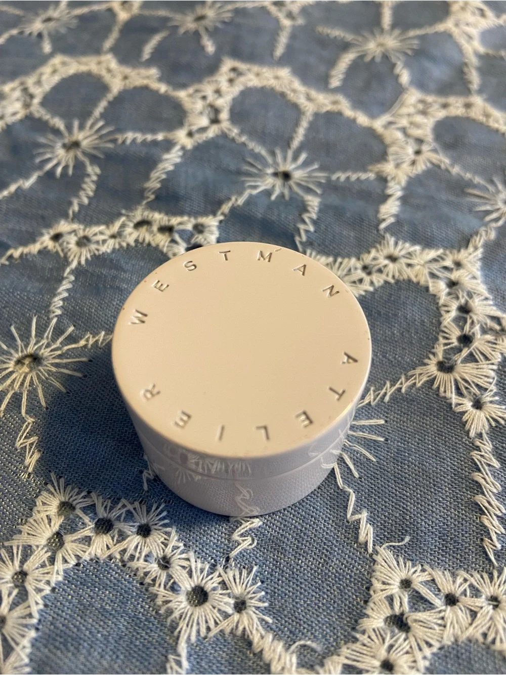 Westman Atelier Eyeshadow in Cafe Crème